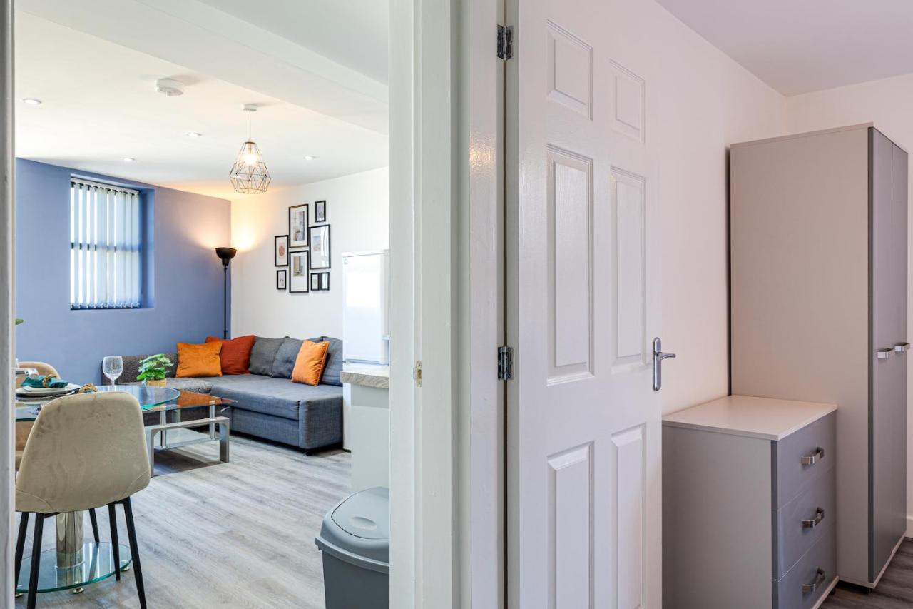 Stunning 1 Bed Apartment In The Heart Of Stockport Exteriör bild