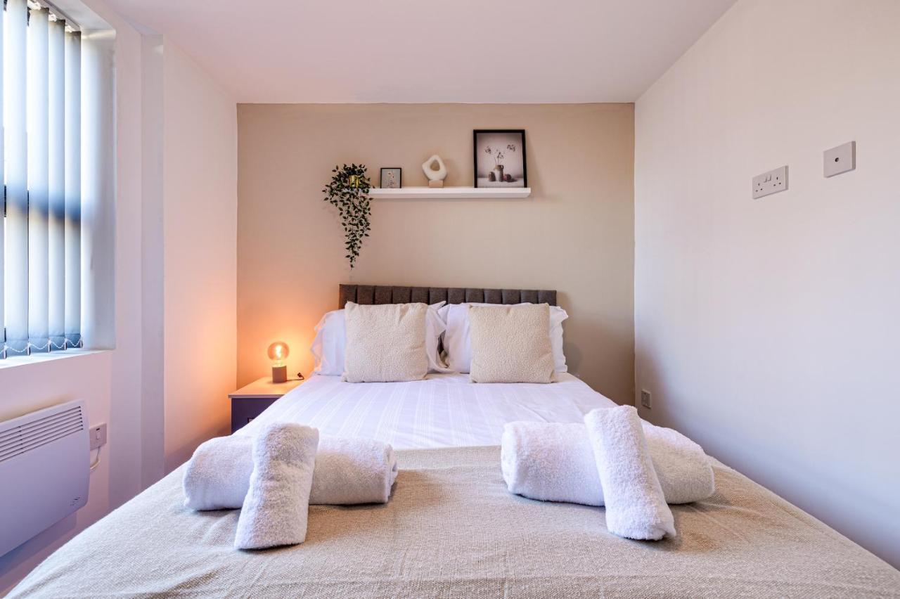 Stunning 1 Bed Apartment In The Heart Of Stockport Exteriör bild